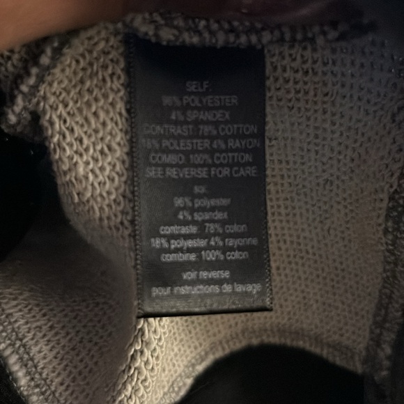 83- NWT PJK Libra Sequin Top, P:18.5”, L:26”, Gold/Gray, RT $278 - Picture 6 of 6